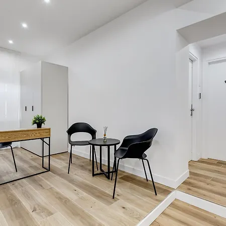 Lisa 4*